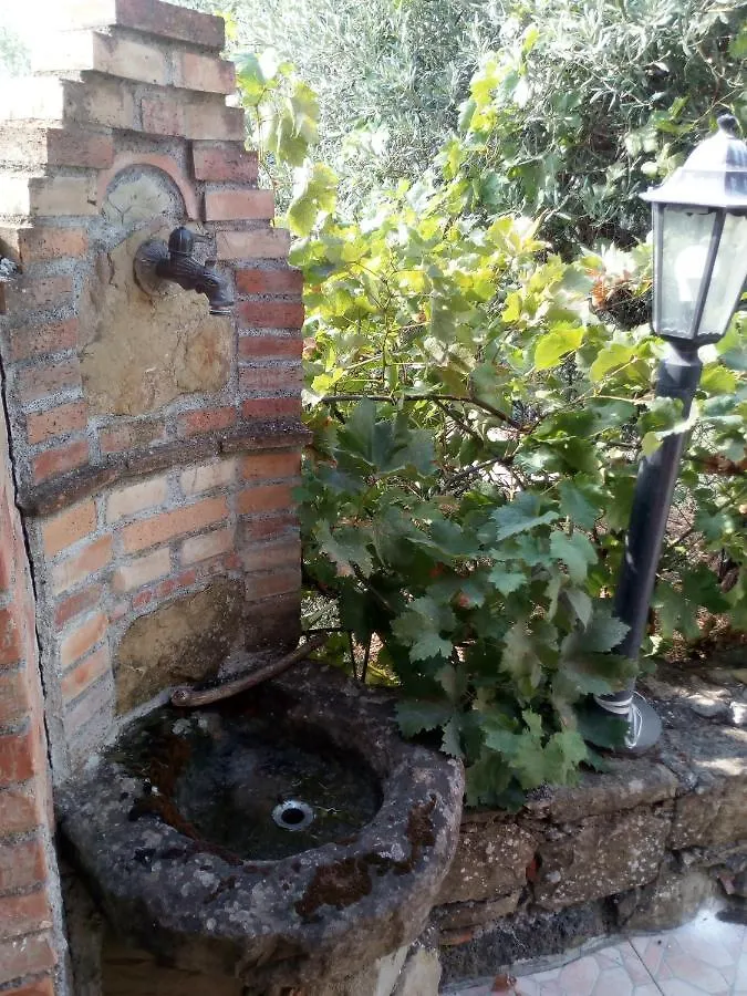 Appartamento Ferraro Turina Motta Camastra Italie
